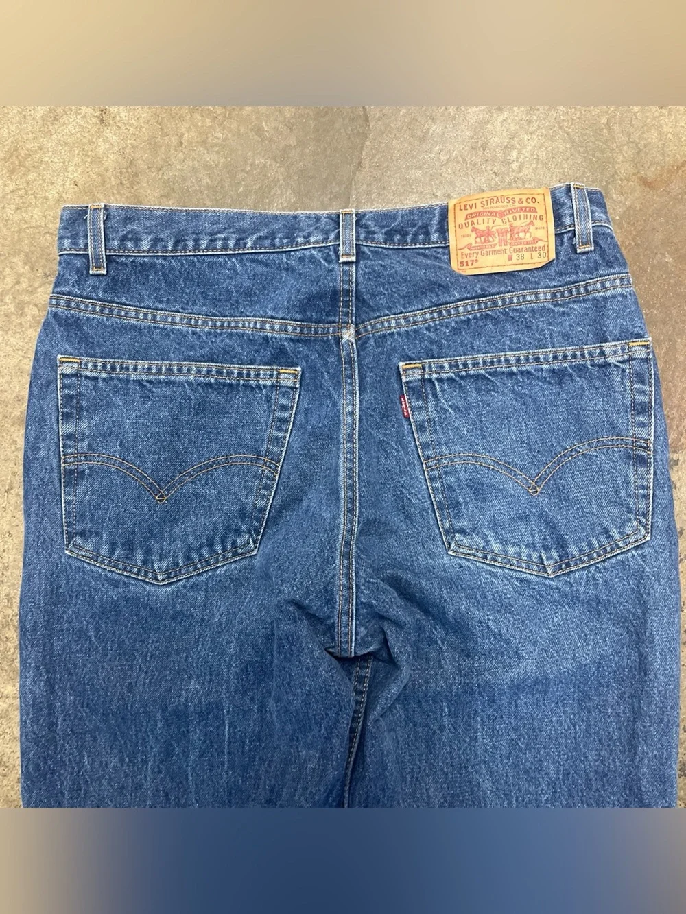 Vintage Levi’s 517 Bootcut Jeans Men’s 38 x 30 Faded Heavyweight Western Grunge